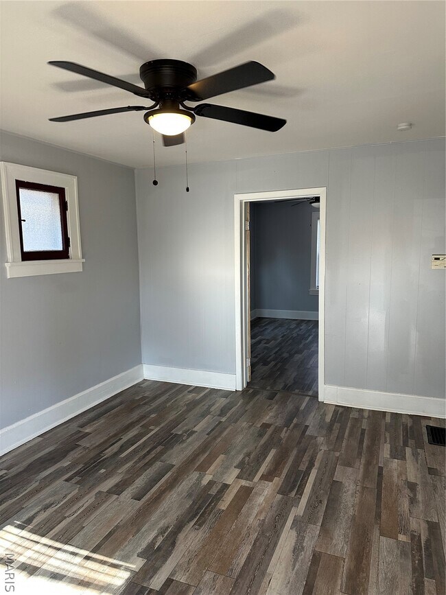 Foto del edificio - 6507 Leschen Ave