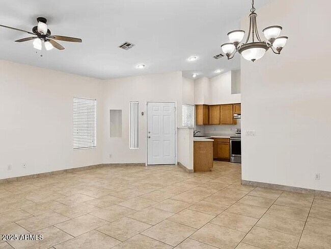 Foto del edificio - 1750 W Union Hills Dr