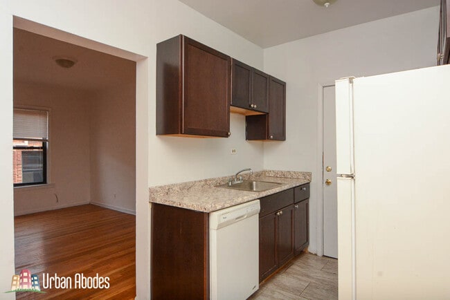 Foto del edificio - 933 W Sunnyside Ave