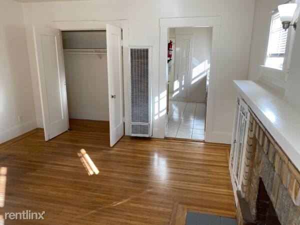 Building Photo - 1 br, 1 bath 4plex - 5716 Adeline St