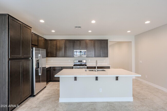 Building Photo - 14770 W Smoketree Dr