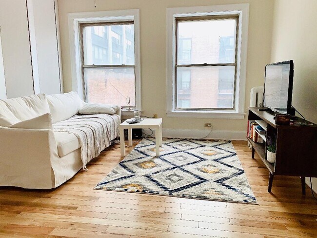 Foto del edificio - 2716 N Hampden Ct