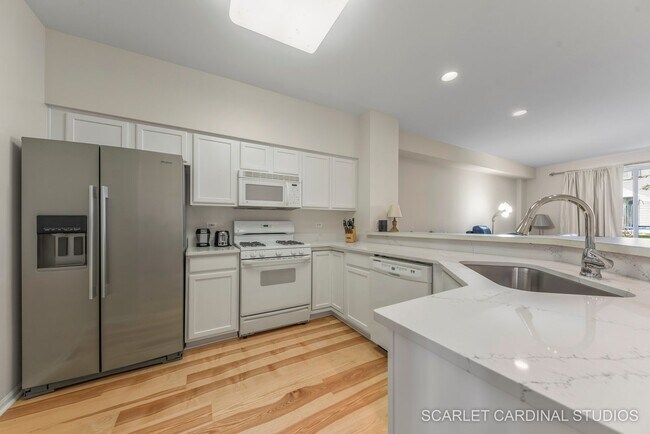 Building Photo - 2530 Bordeaux Ln