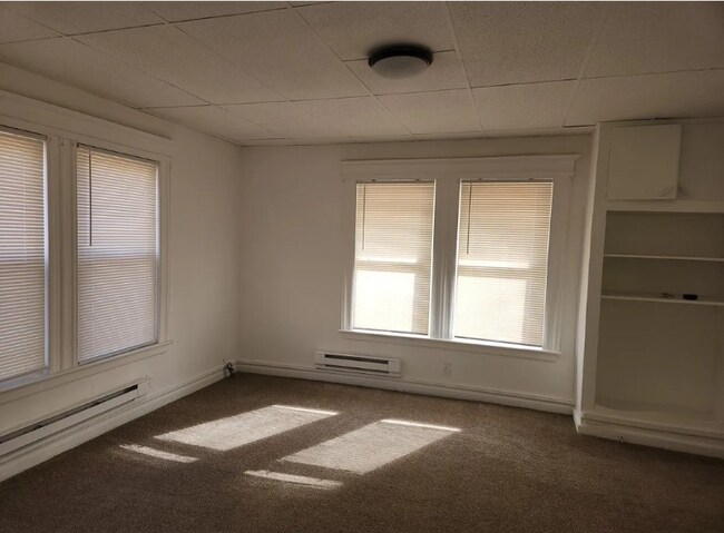 Foto del edificio - 121 Cozy Lake Rd