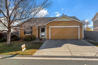 Building Photo - 857 Stagecoach Dr