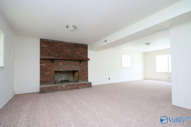 Foto del edificio - 3716 NW Jamestown Dr