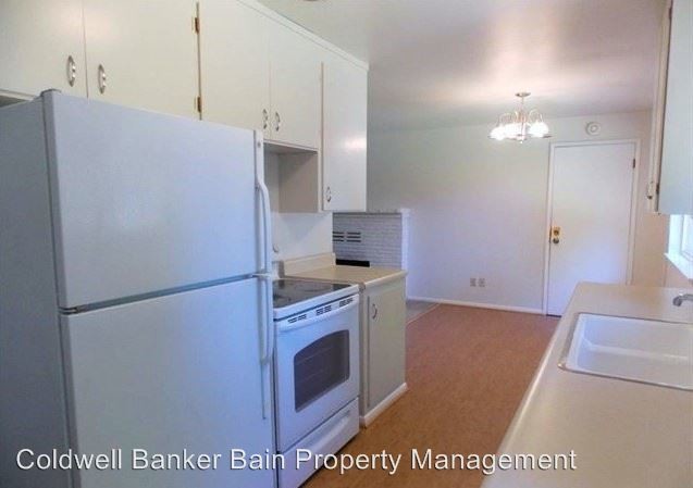 Foto del edificio - 3 br, 1.5 bath House - 10612 S.E. 25th Street