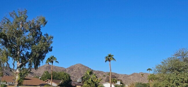 Foto del edificio - 10610 S 48th St