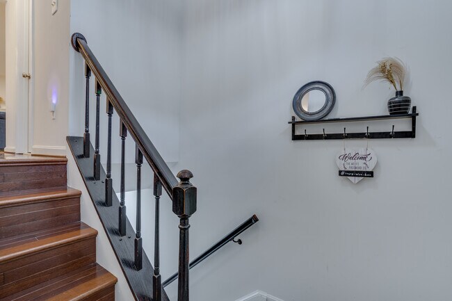 Foto del edificio - 3700 Roxbury Ln