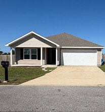 Building Photo - 12 Lockwood Way W