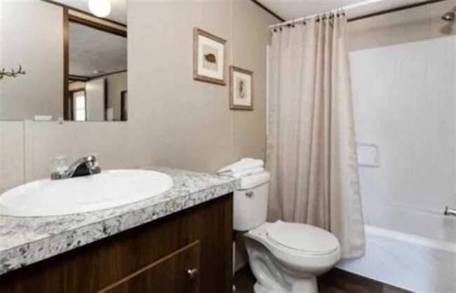 Building Photo - Alamac homes