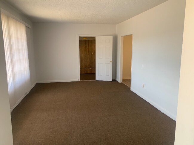 Foto del edificio - 3519 Evangeline Dr
