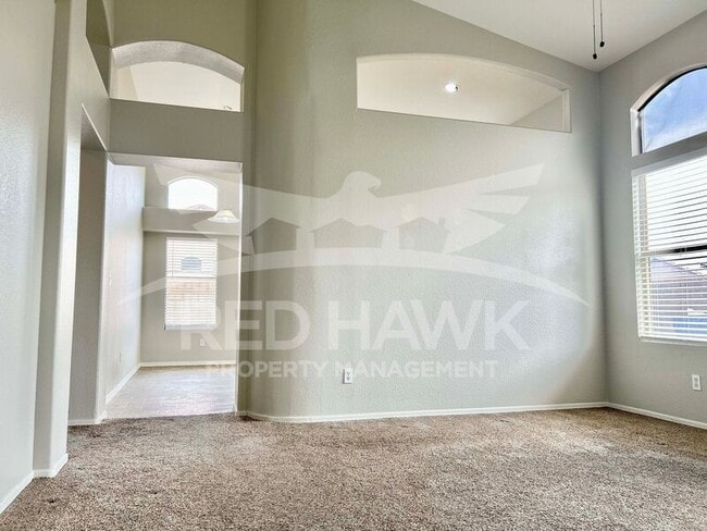 Building Photo - 780 E Glenmere Dr