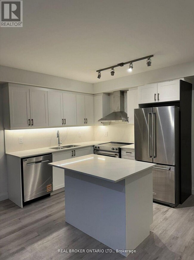 Building Photo - 58 Lakeside Ter