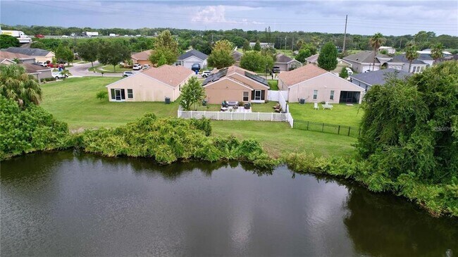 Building Photo - 11340 Southwind Lake Dr