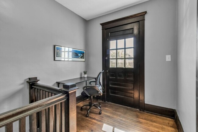Building Photo - 49 Virgil Ave
