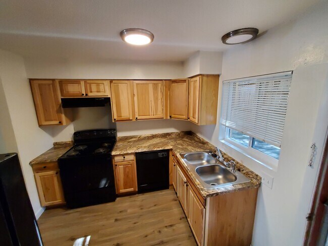 Building Photo - Escalante Ridge Apartments