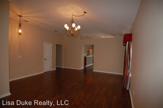 Building Photo - 13474 Teddington Ln