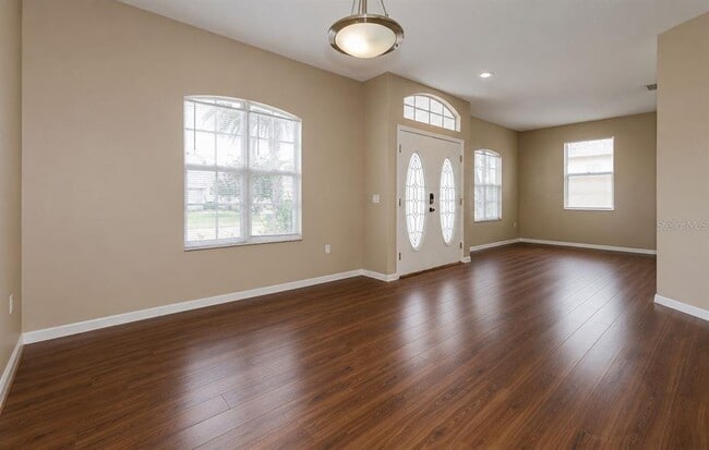 Building Photo - 710 Hazy Meadow Ct