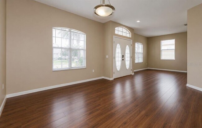 Foto del edificio - 710 Hazy Meadow Ct