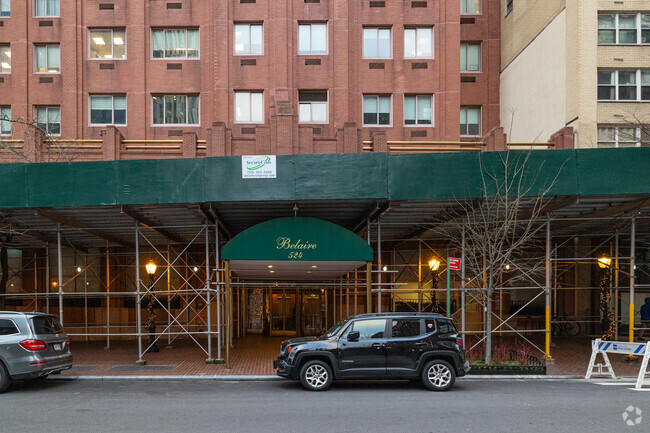 Building Photo - The Belaire