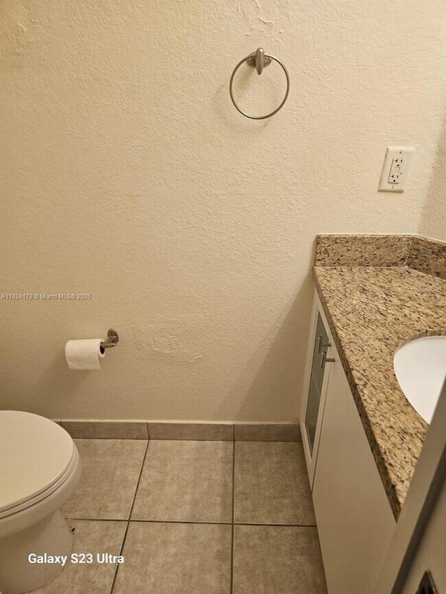 Foto del edificio - 10902 NW 83rd St