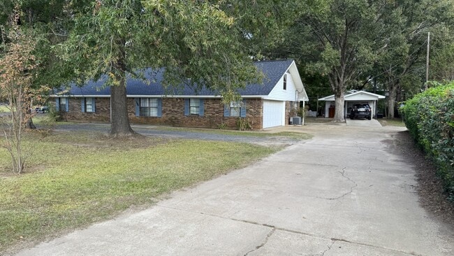 Foto del edificio - 284 Connie Lynne Dr