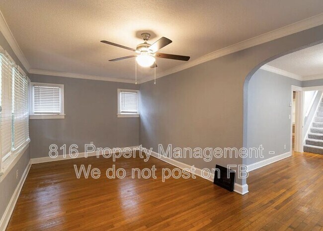 Foto del edificio - 5815 Euclid Ave E