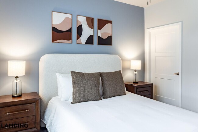 Foto del edificio - 2023 N Broadmoor Ave