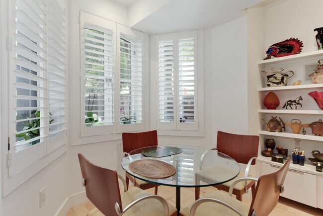Building Photo - 1604 19th St NW