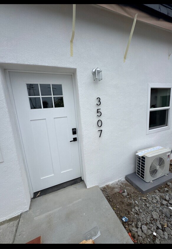Foto principal - 289 35th St