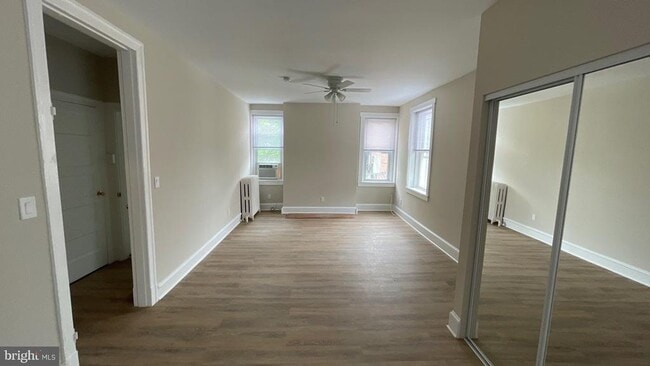 Foto del edificio - 2509 Cliffbourne Pl NW