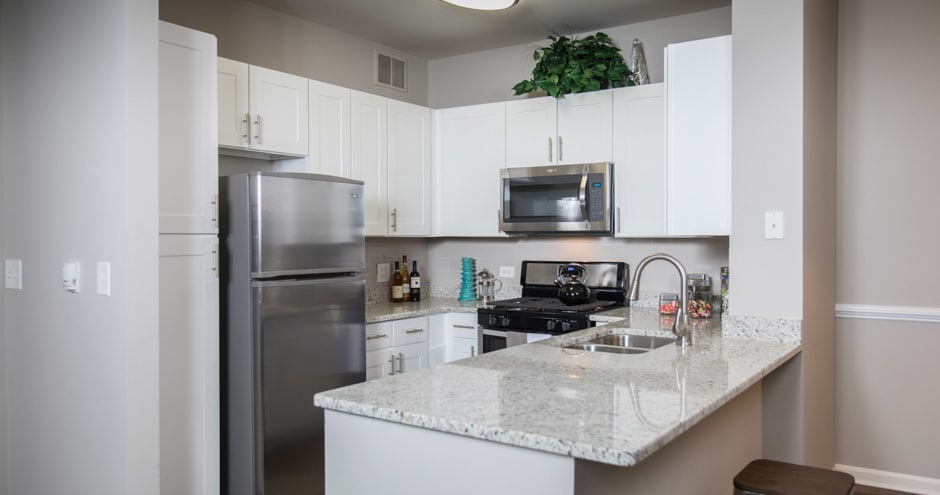 Primary Photo - Woodlake Apartments