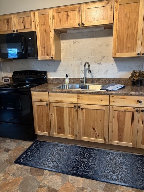 Building Photo - 1001 Sunset Ave