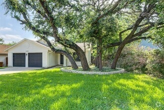 Building Photo - 13001 Campos Dr