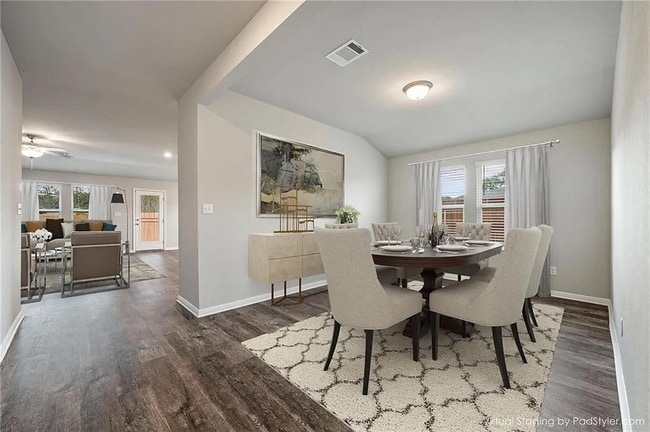 Building Photo - 1516 Longhorn Ranch Dr