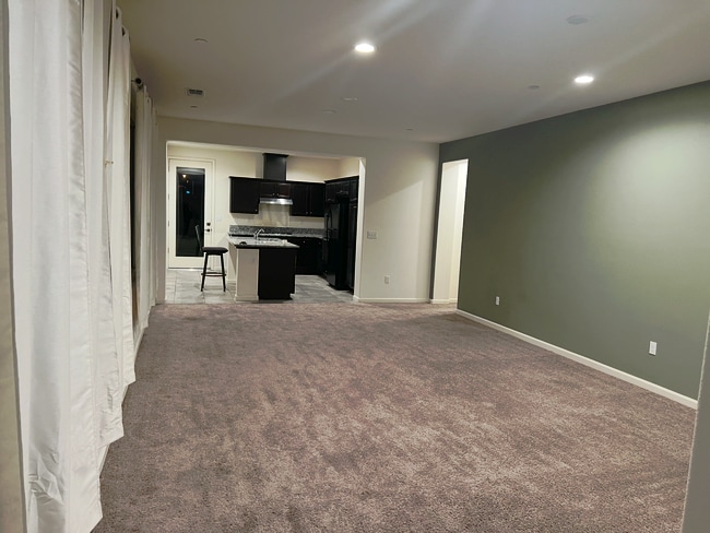 Living Room - 4354 Strathmore Pl