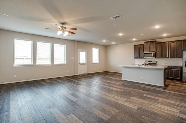 Building Photo - 9846 Copper Ranch Trail