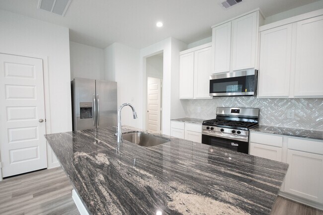 Foto del edificio - 10217 Berkeley Spgs Trl