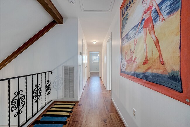 Foto del edificio - 1619 Crystal Hills Dr