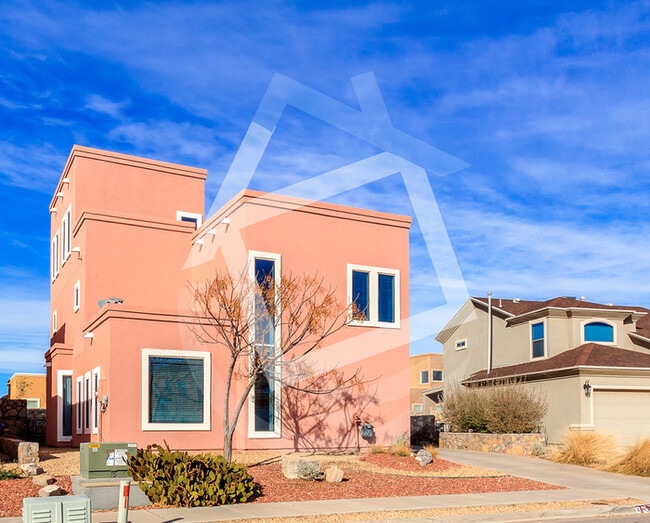 Building Photo - Unique 4 Bedroom, 2.5 Bathroom Home for rent