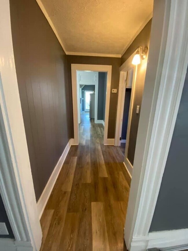 Foto del edificio - 2225 W Iowa St