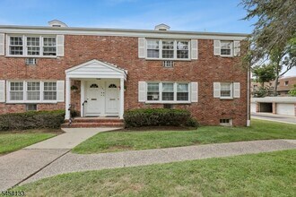Building Photo - 161 Ridge Rd