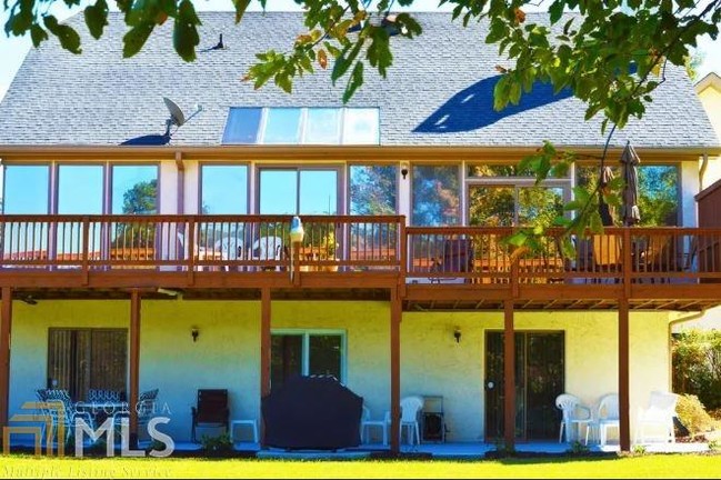 Building Photo - 120 Walden Way