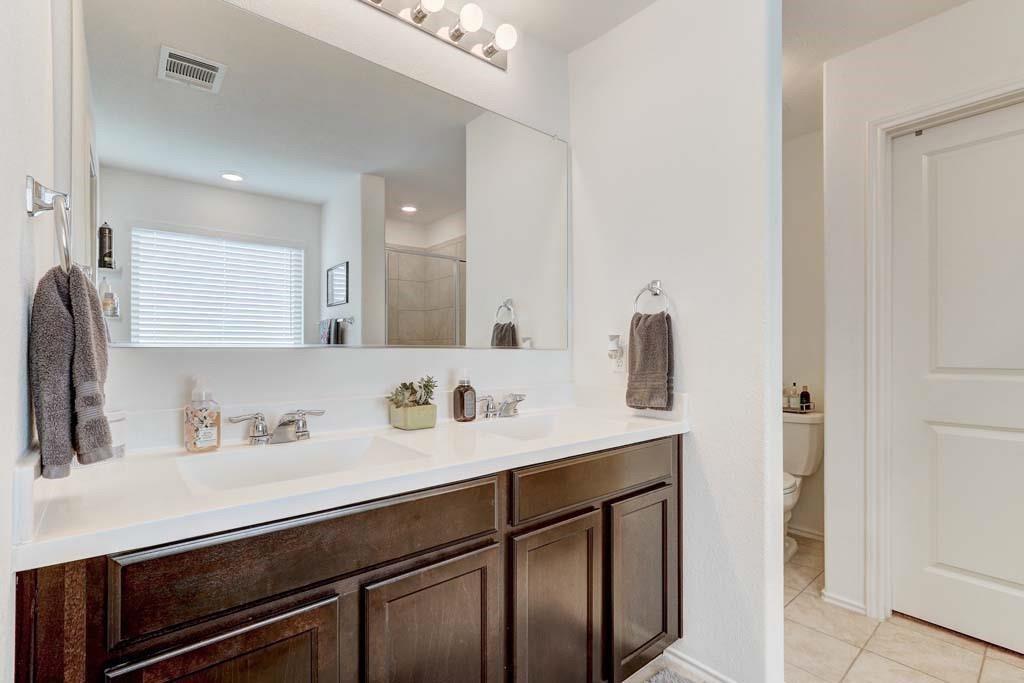 Foto principal - 613 Circle Wy