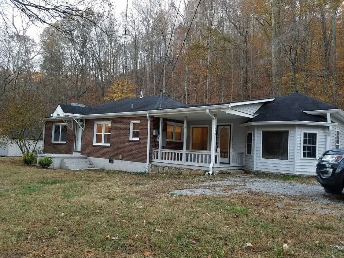 Peaceful Country Living Just Minutes from Nashville! - Peaceful Country Living Just Minutes from Nashville!