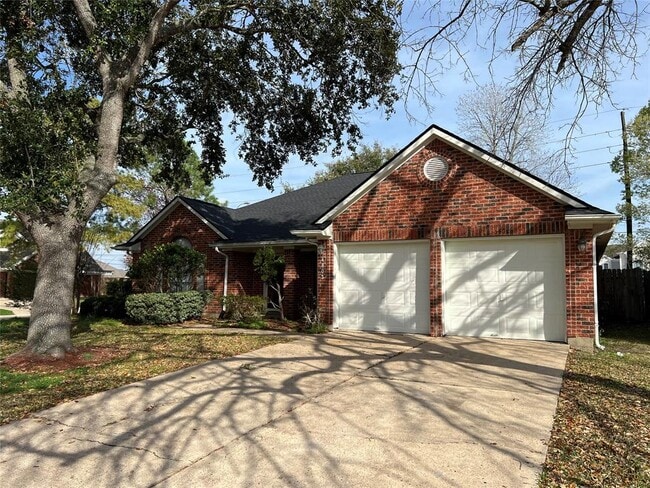 Building Photo - 4803 Meadowglen Dr