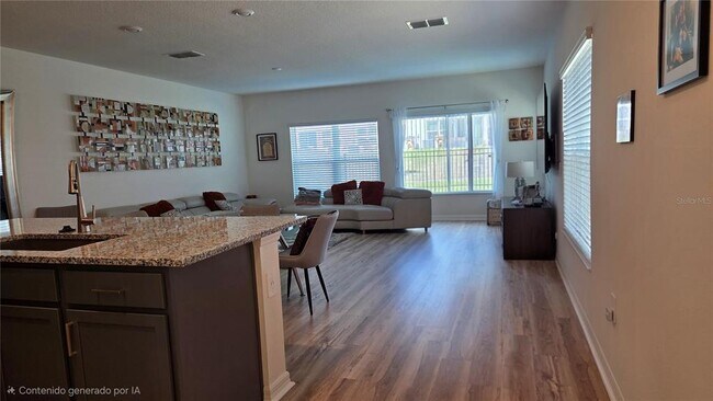 Foto del edificio - 728 Stoney Pointe Cir