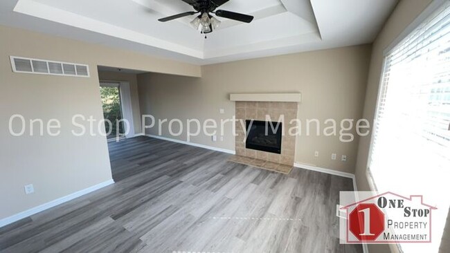 Foto del edificio - 3-Bedroom, 2-Bathroom Home in Kansas City