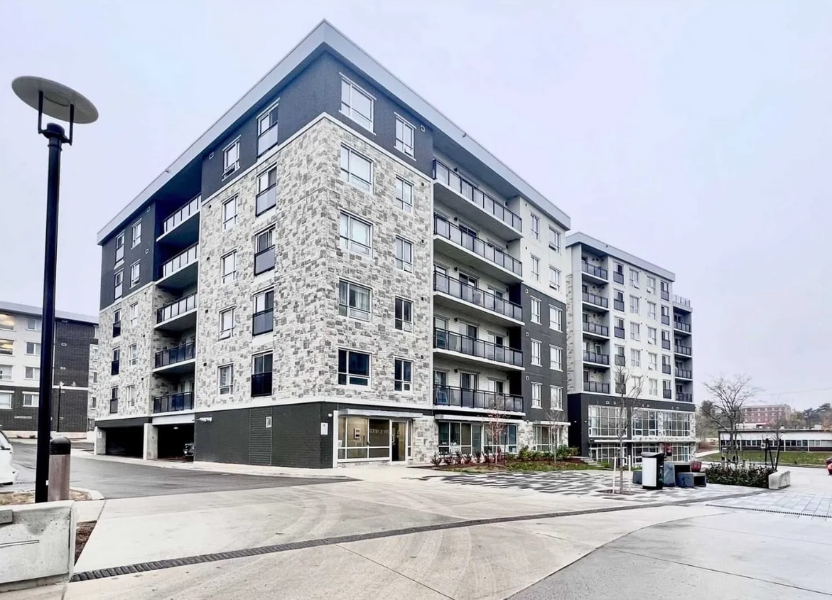Primary Photo - Student Condo Behind Laz Building!